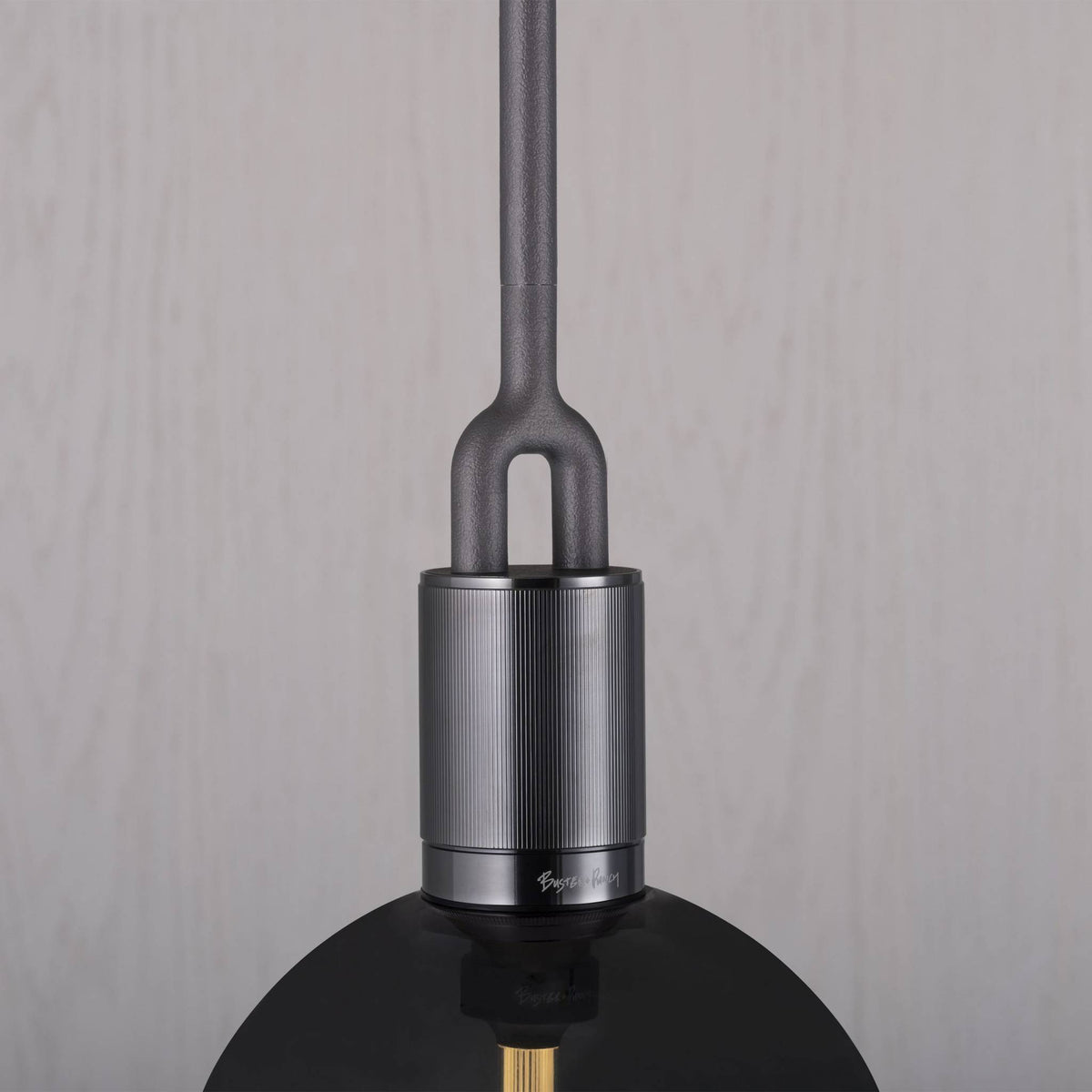 FORKED PENDANT / LINEAR / GLOBE / SMOKED / MEDIUM